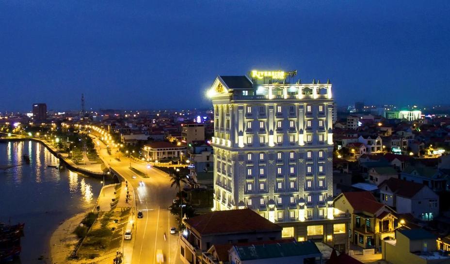 Riverside Hotel Quang Binh Dong Hoi Exteriör bild