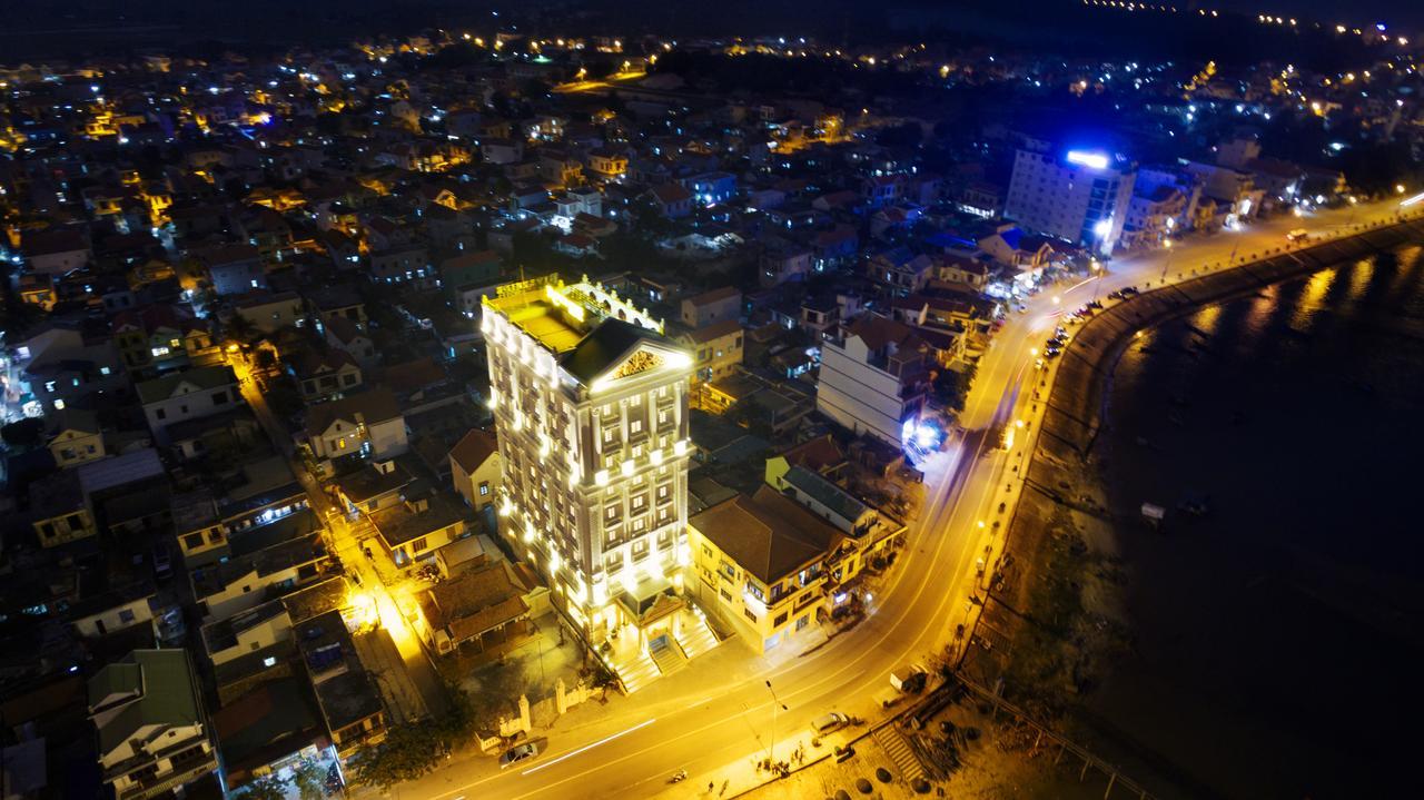 Riverside Hotel Quang Binh Dong Hoi Exteriör bild